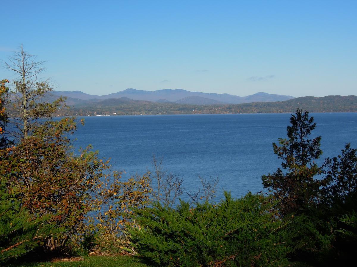 Button Bay Bed And Breakfast Vergennes Экстерьер фото